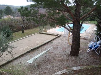 TERRAIN CONSTRUCTIBLE 700 M2 SAINT SAVOURNIN 200000 €