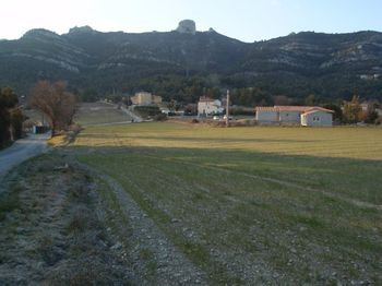 TERRAIN 4000 M2 CONSTRUCTIBLES SUR SIMIANE COLLONGUES A PARTIR DE  315000 €